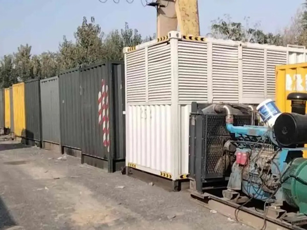 渭滨200KW柴油发电机机组每小时油耗是多少？